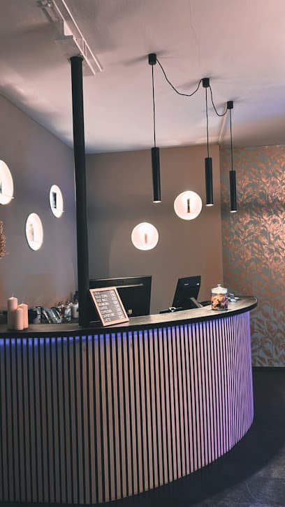 Tan & Beauty_Lounge - Isabell Klein