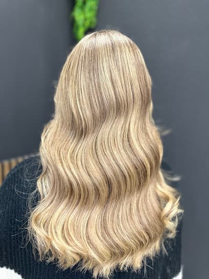 Le Coiffeur Damen & Herren Friseur