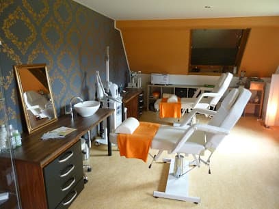 Lounge 5 Massage- und Kosmetikstudio